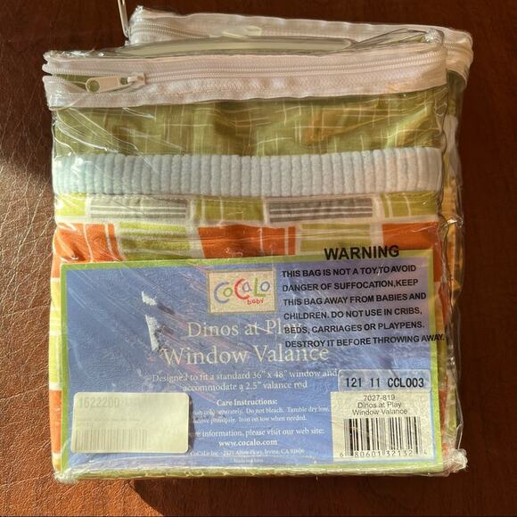 CoCaLo Dinos At Play Window Valance set of 2 Green - Picture 10 of 11